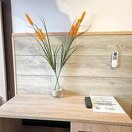 Aparthotel Goscinne Nad Jeziorem 3*