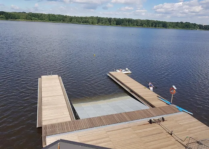 Goscinne Nad Jeziorem