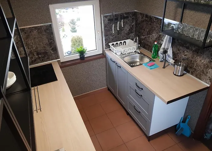 Goscinne Nad Jeziorem Aparthotel Tychy