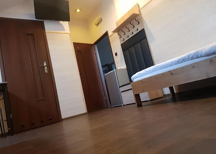 Apart Otel Goscinne Nad Jeziorem 3*