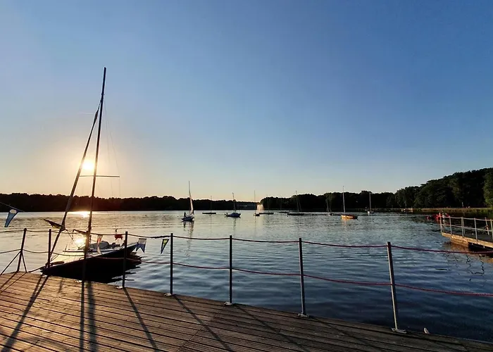 Apart Otel Goscinne Nad Jeziorem