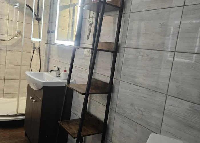 Apart Otel Goscinne Nad Jeziorem 3*