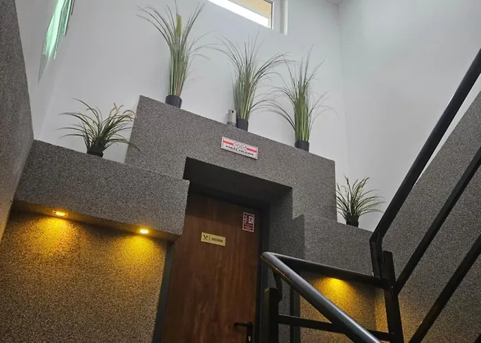 Goscinne Nad Jeziorem Apart Otel 3*